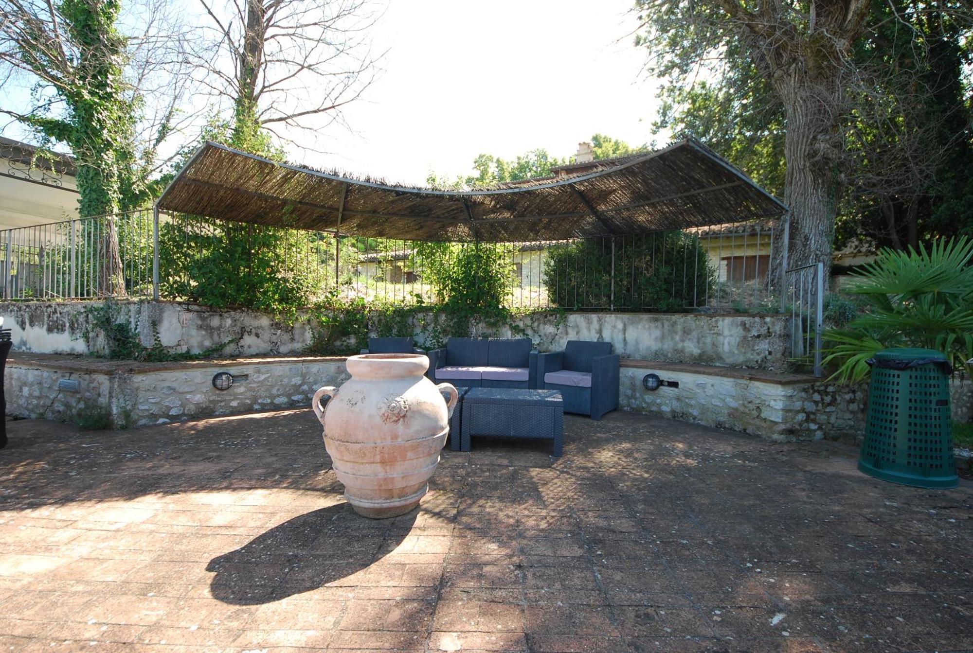 Hostal Spoleto By The Pool Exterior foto