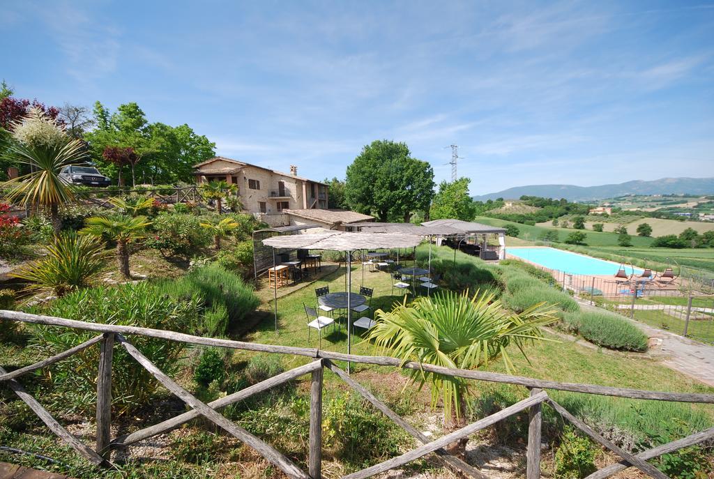 Hostal Spoleto By The Pool Exterior foto