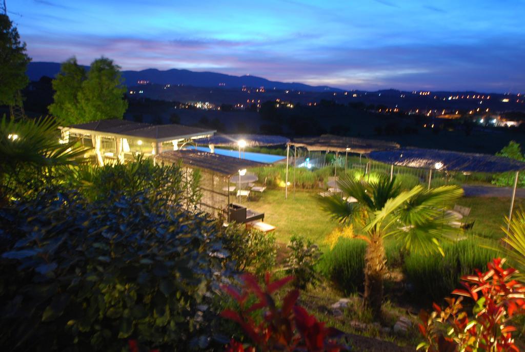 Hostal Spoleto By The Pool Exterior foto